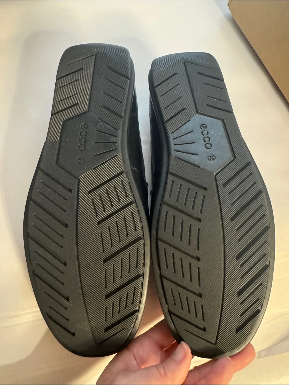 Ecco Black Slip-On Leather Moccasin Loafers
